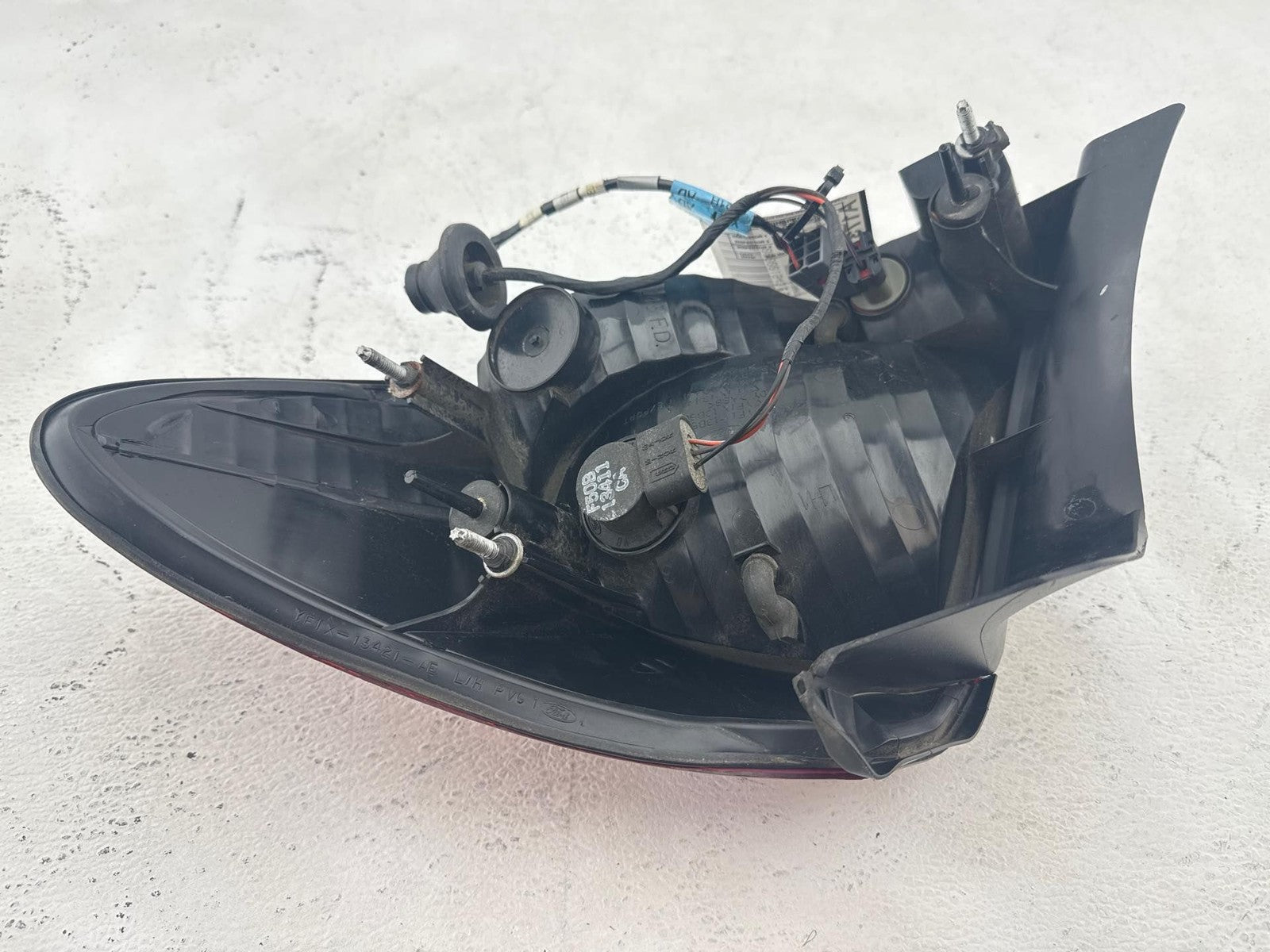 2000-2003 Ford Taurus Rear Left Tail Light Lamp Assembly OEM