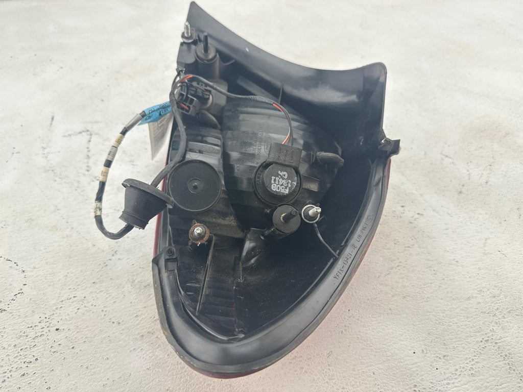 2000-2003 Ford Taurus Rear Left Tail Light Lamp Assembly OEM