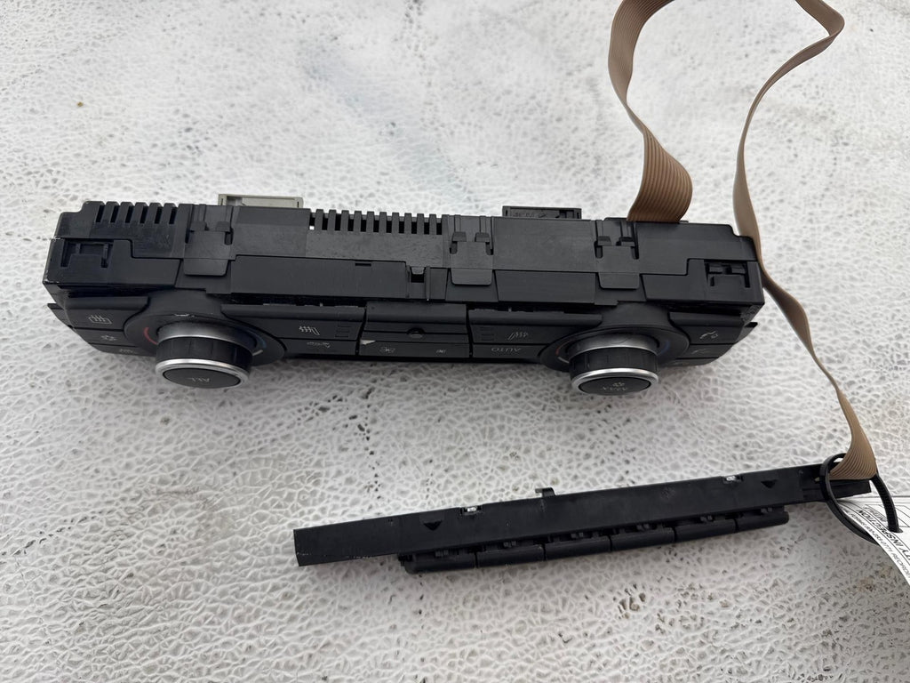 10-13 BMW 135i A/C Climate Control & Convertible Folding Top Switch OEM