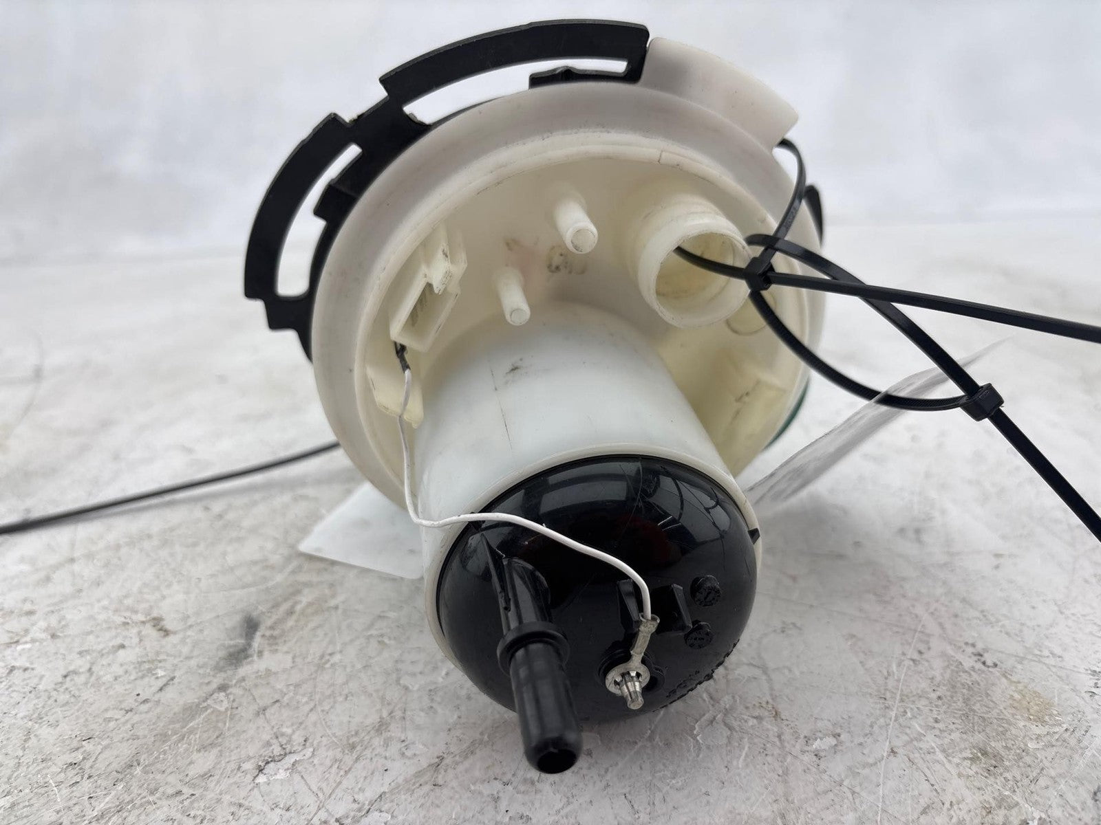 13-16 Land Range Rover Fuel Pump Sending Unit CPLA9A309AA OEM