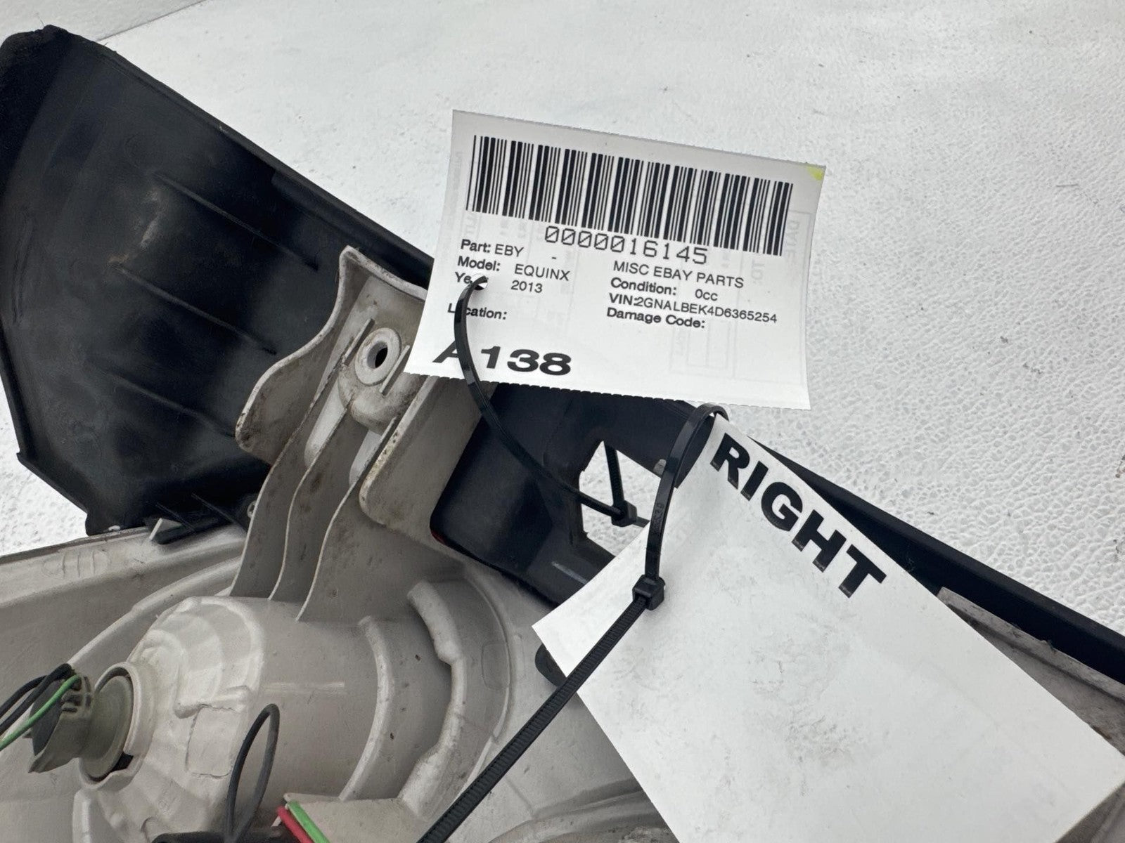 10-15 Chevrolet Equinox Right Tail Light Lamp Assembly OEM