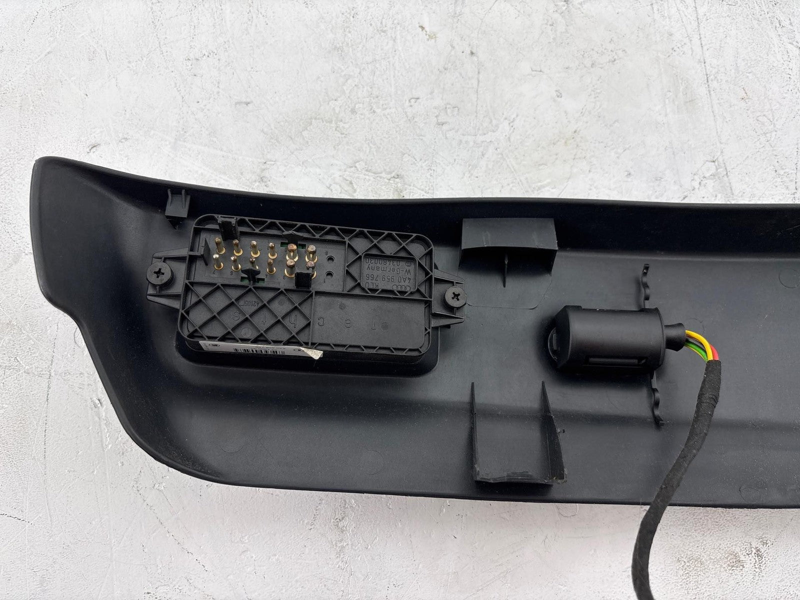 2000-2002 Audi S4 Front Right Power Seat Switch W/ Cover OEM