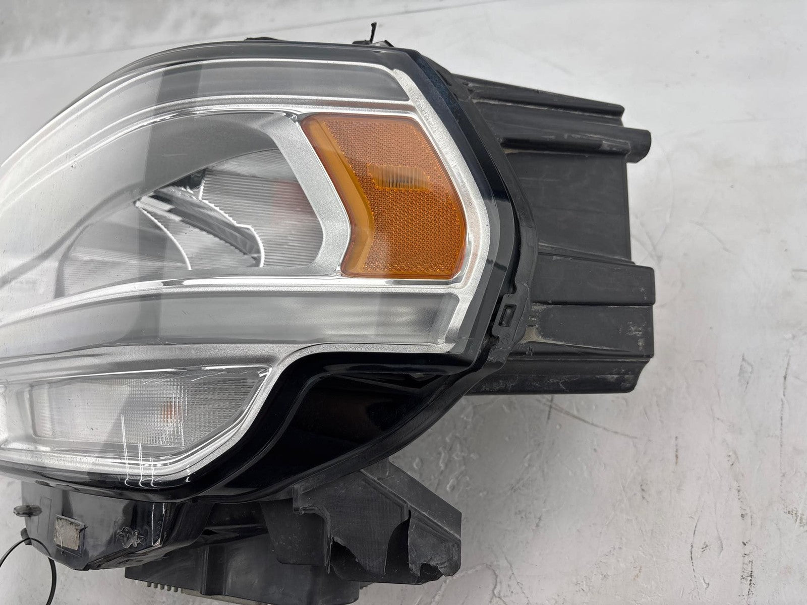 19-24 Dodge Ram 2500 3500 Front Left Headlight Assembly OEM