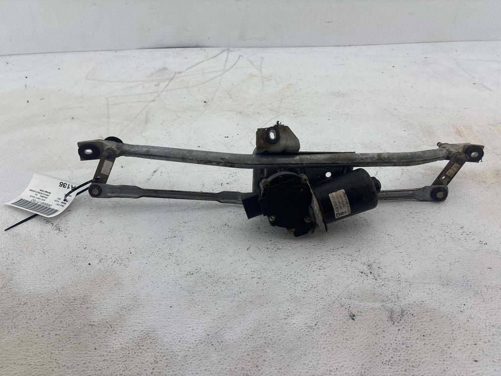 2000-2002 Audi S4 Windshield Wiper Linkage & Motor OEM 8D01-955-113-C