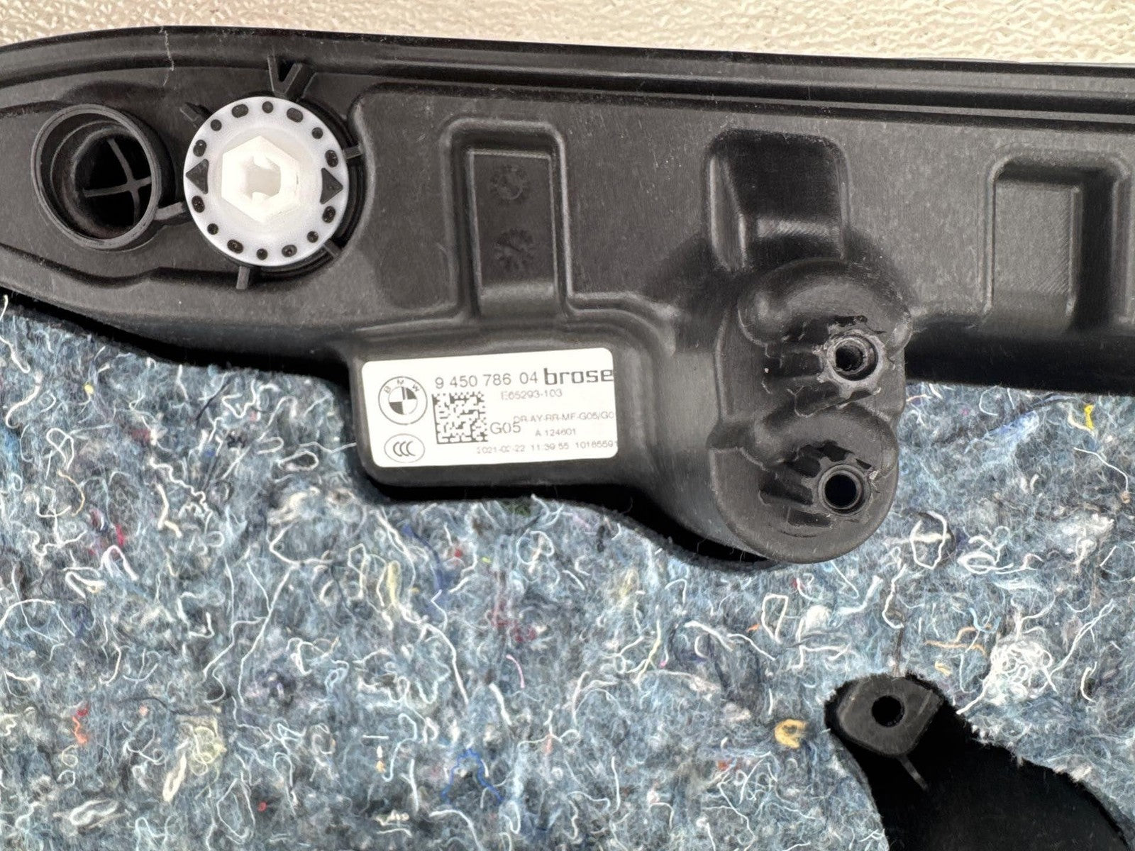 19-25 Oem Bmw G05 X5 G07 X7 Rear Right Driver Side Door Window Regulator 9450786