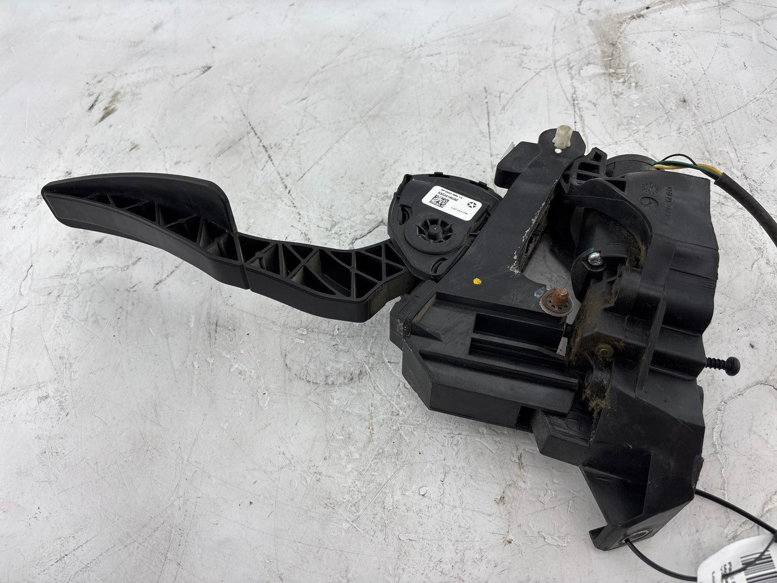 09-23 Dodge Ram 2500 3500 Pedal Acceleratorr OEM