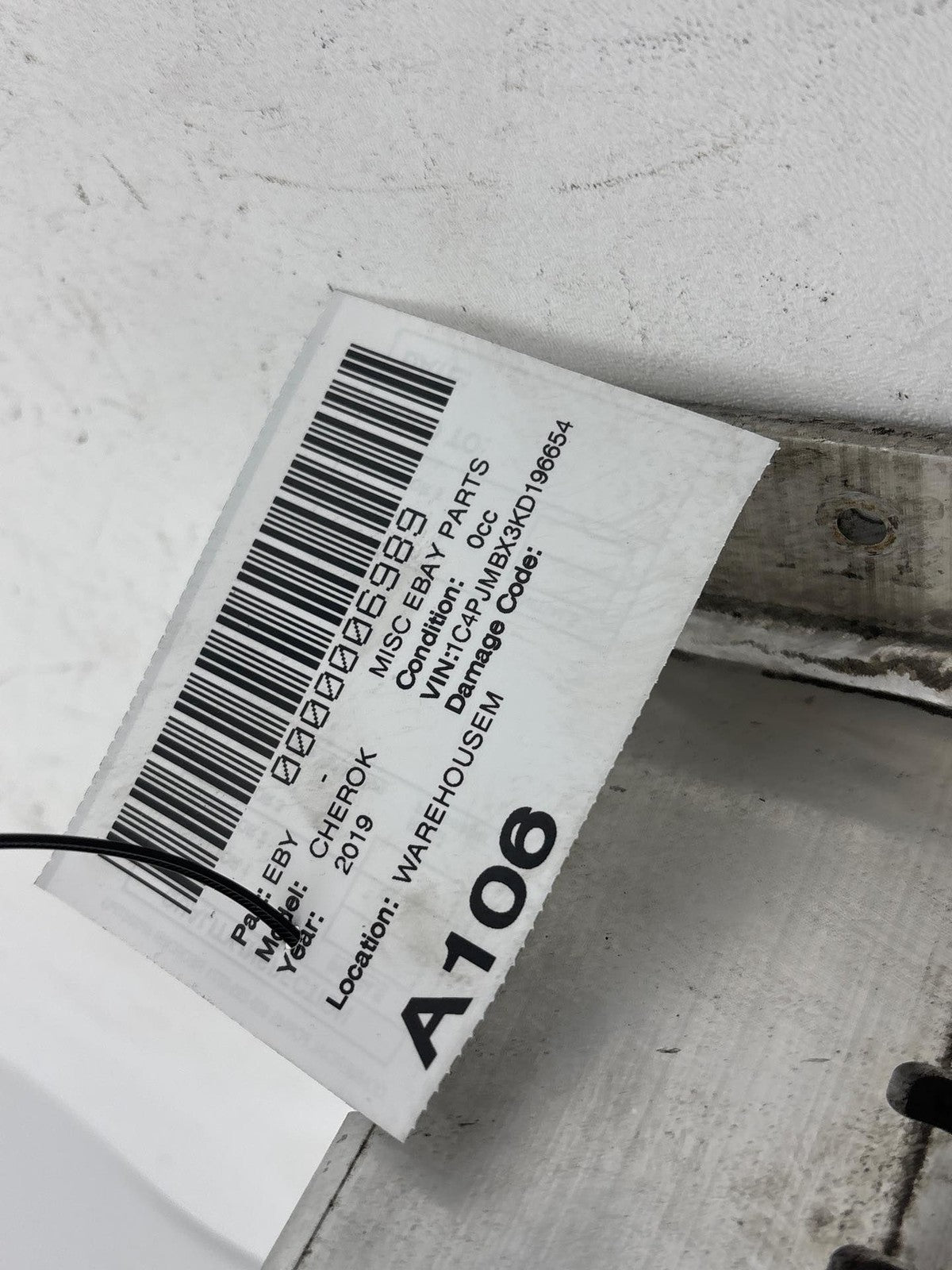 19 Jeep JEEP CHEROKEE Bumper Bracket OEM