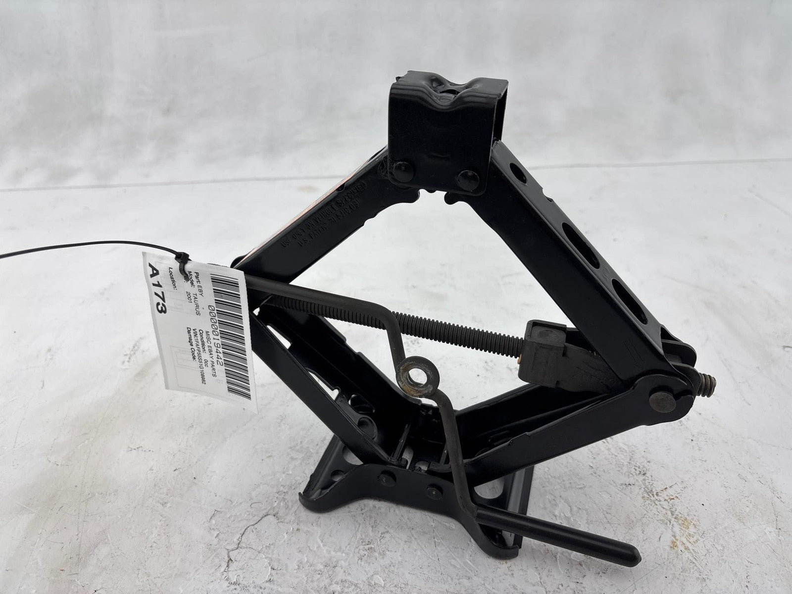 2000-2007 Ford Taurus Floor Jack OEM 1F1Z-17080-AA