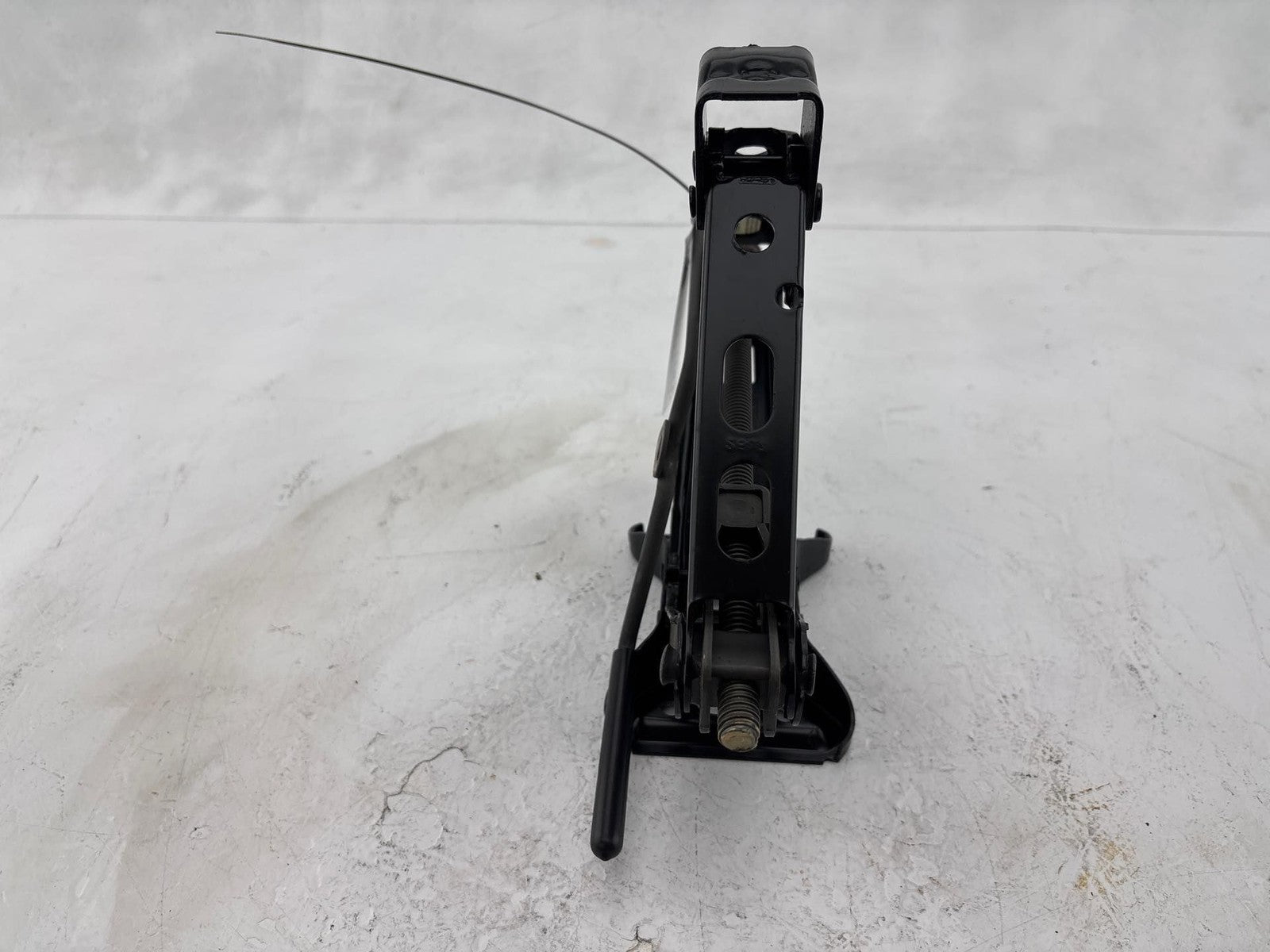 2000-2007 Ford Taurus Floor Jack OEM 1F1Z-17080-AA