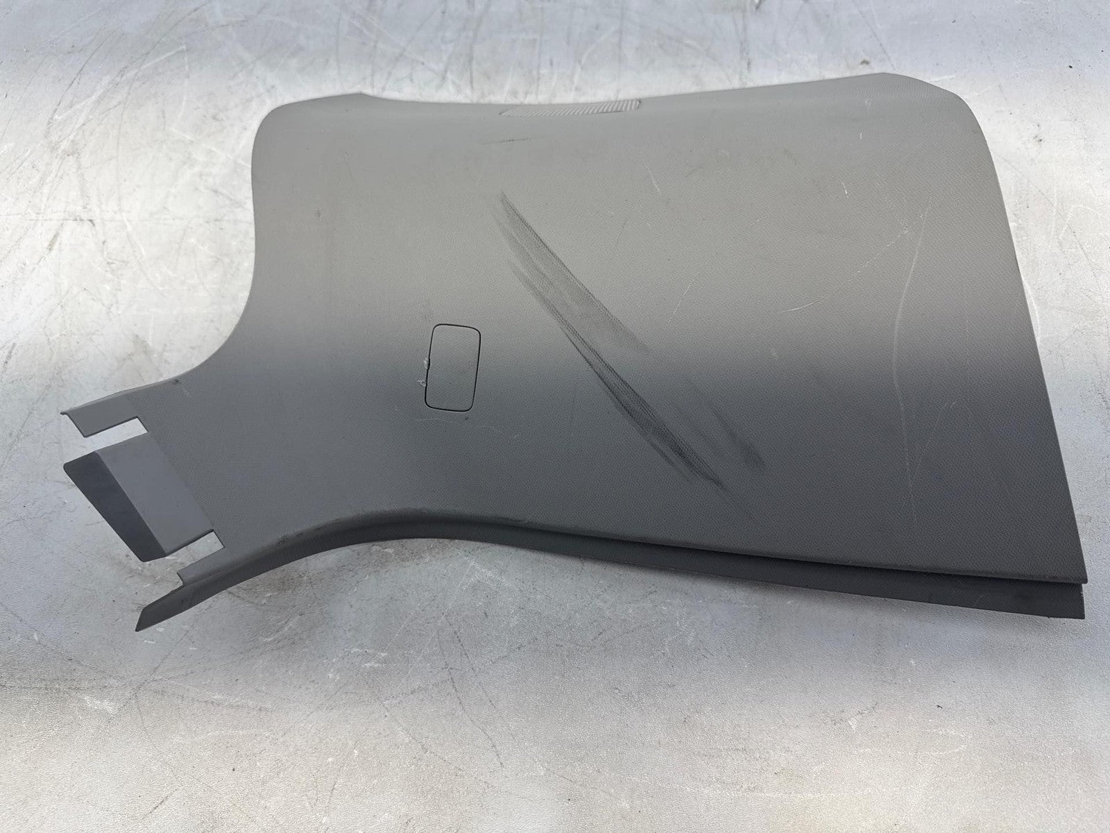 15-20 GMC Yukon XL Left Interior C-Pillar Upper Trim OEM 22946590