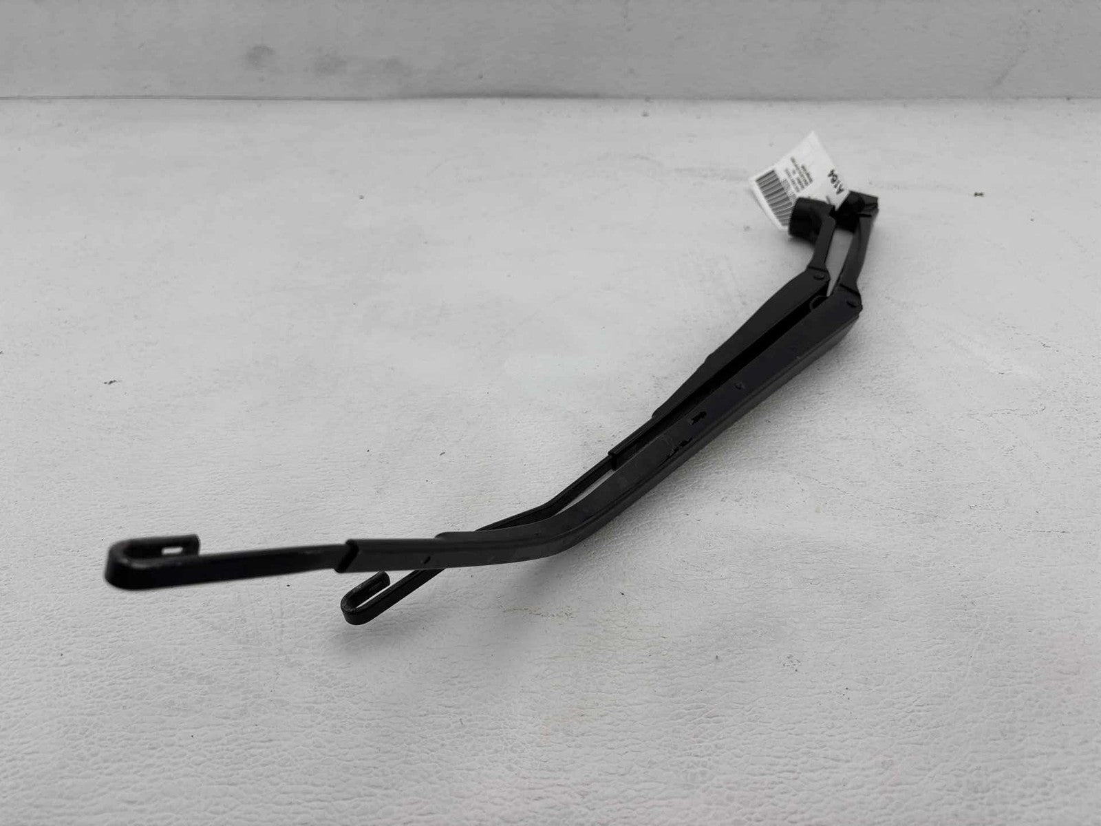 14-24 Mitsubishi Mirage G4 Front Left & Right Windshield Wiper Arm