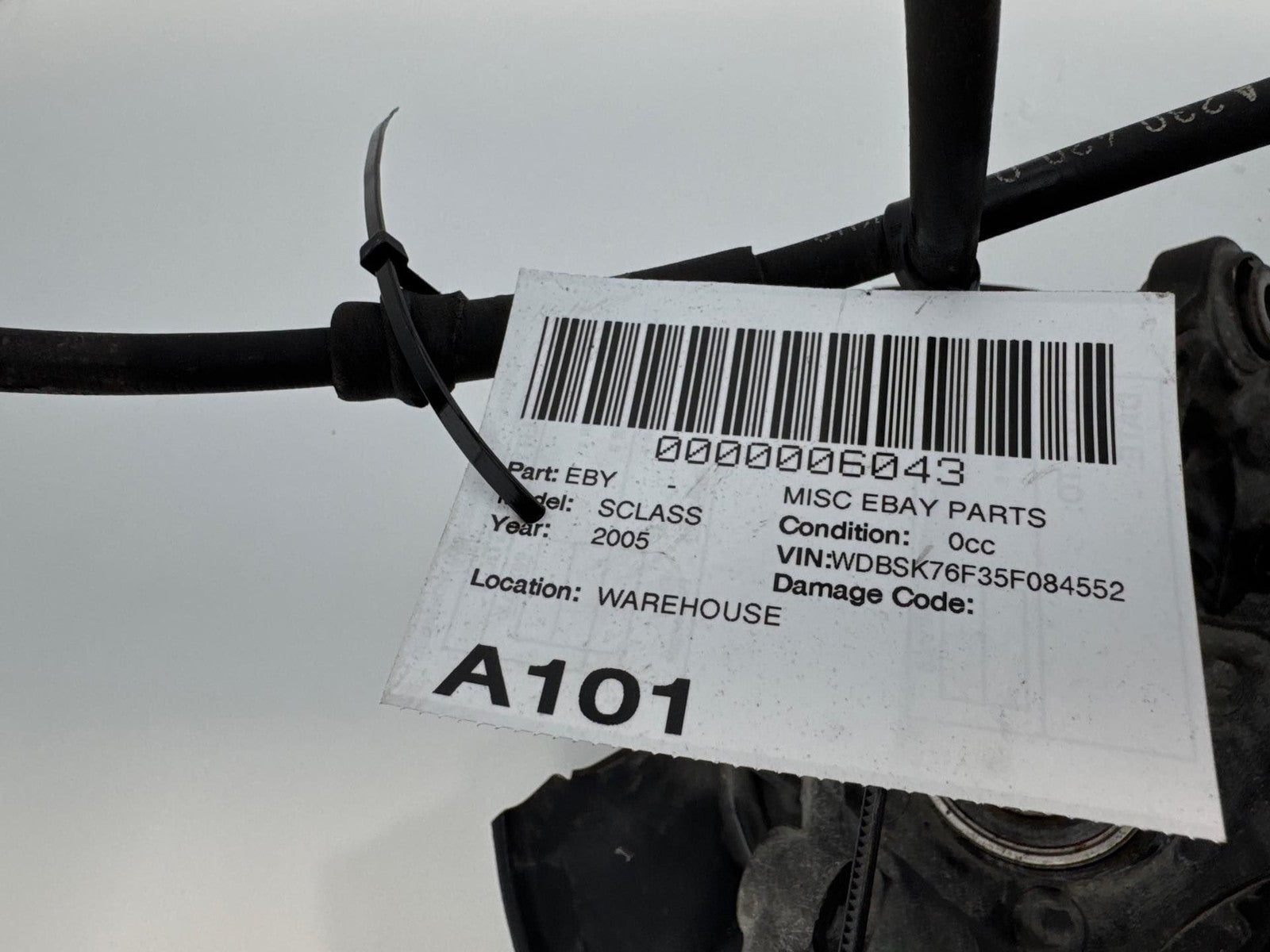 03-12 Mercedes SL600/55/63 Rear Left Spindle Knuckle Hub OEM