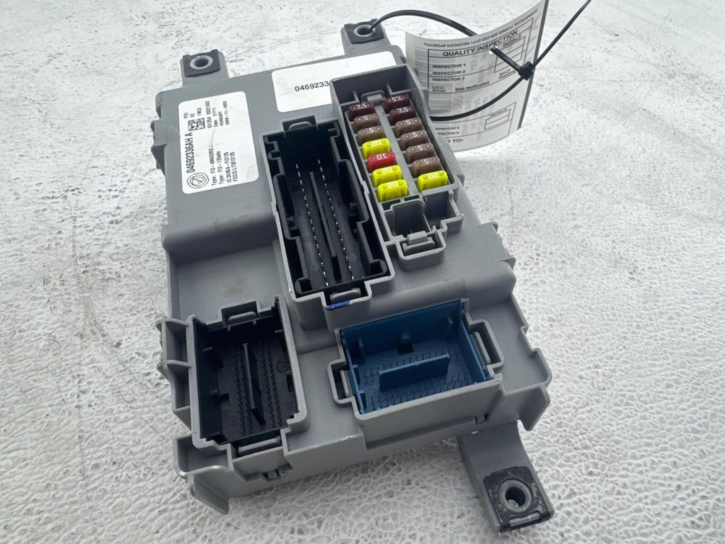 12 FIAT 500 1.4L Cabin Fuse Box OEM