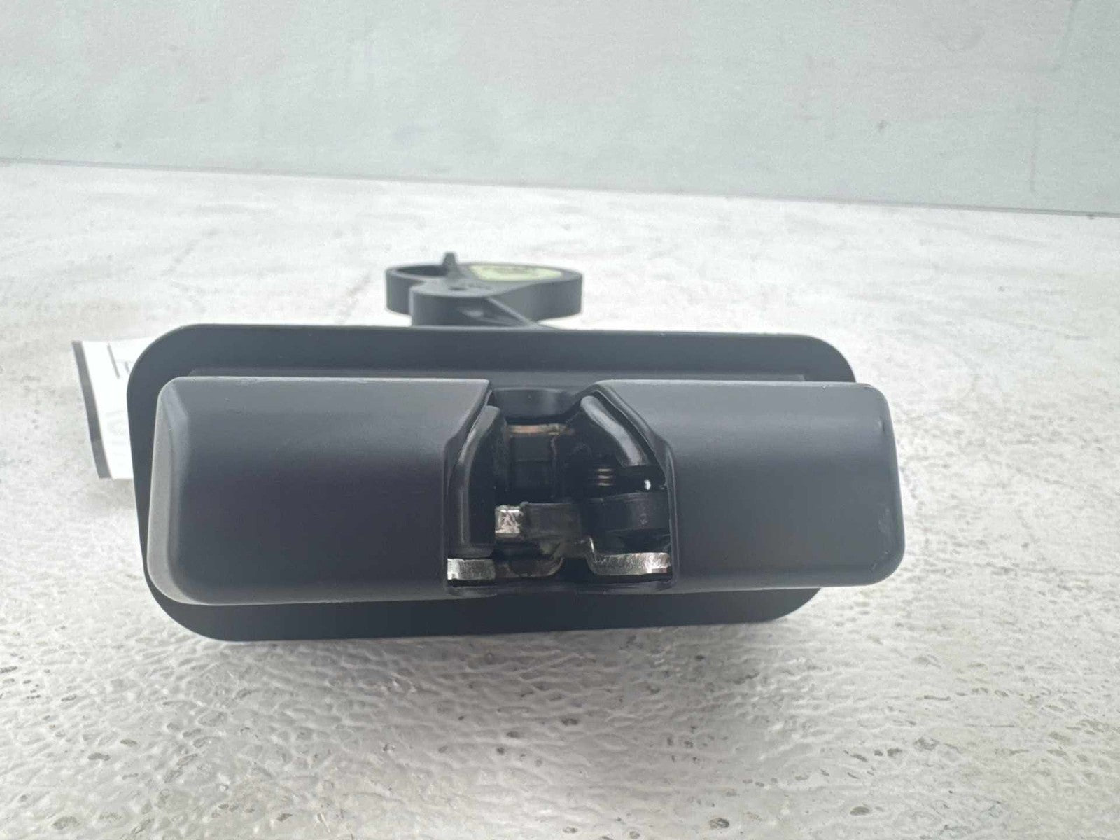 19-21 Genesis G70 Trunk Lid Latch Lock Actuator OEM 81230-G9100