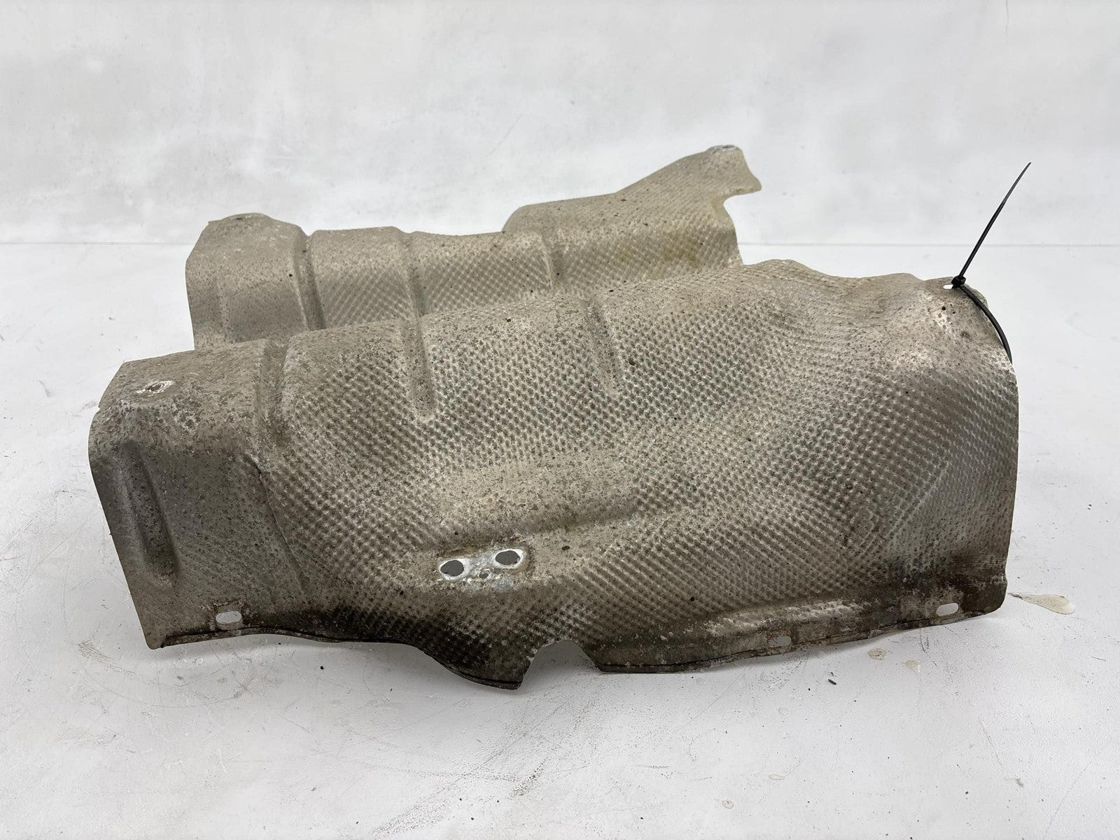 07-12 Mercedes-Benz GL 450 Center Exhaust Heat Shield OEM 1646824671