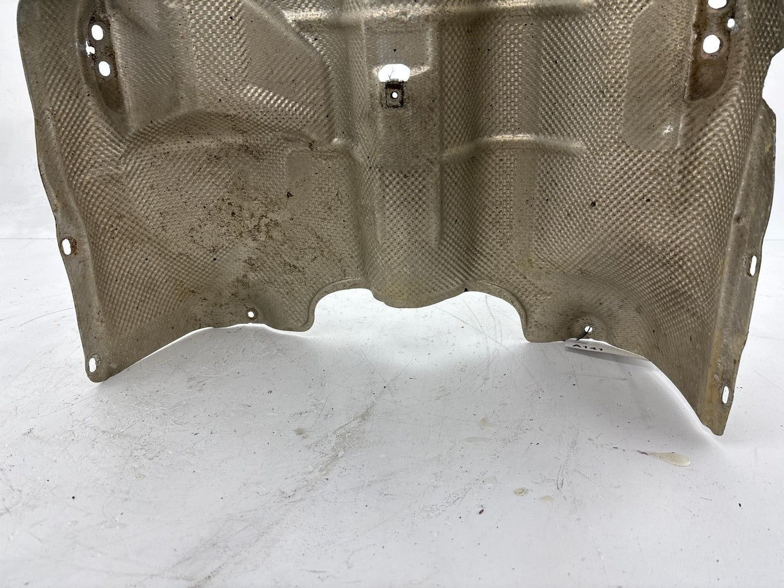 07-12 Mercedes-Benz GL 450 Center Exhaust Heat Shield OEM 1646824671