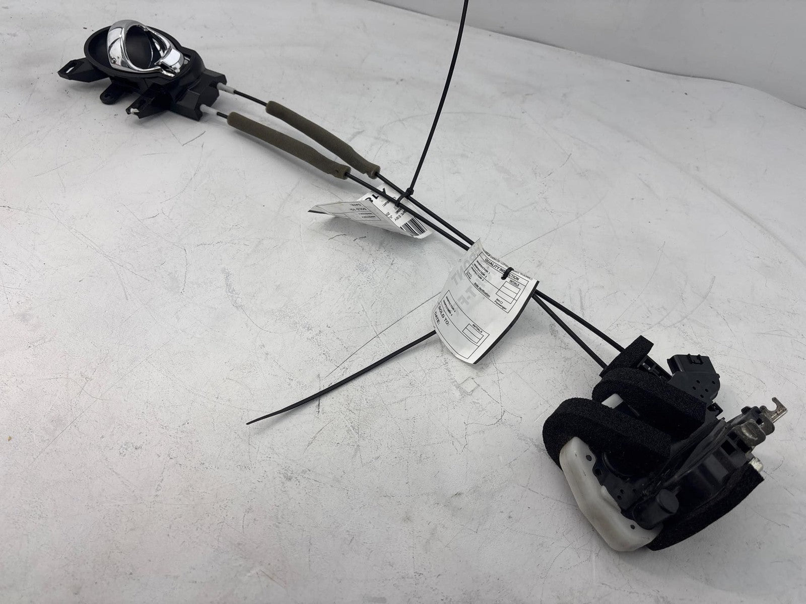 11-17 Nissan Juke Front Right Door Lock Latch Actuator W/ Handle Interior OEM