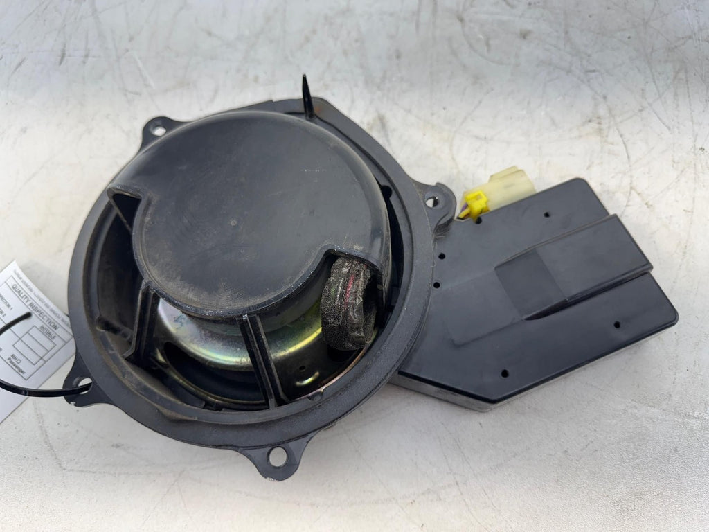 1995 - 1998 NISSAN MAXIMA FRONT LEFT DOOR BOSE SPEAKER OEM