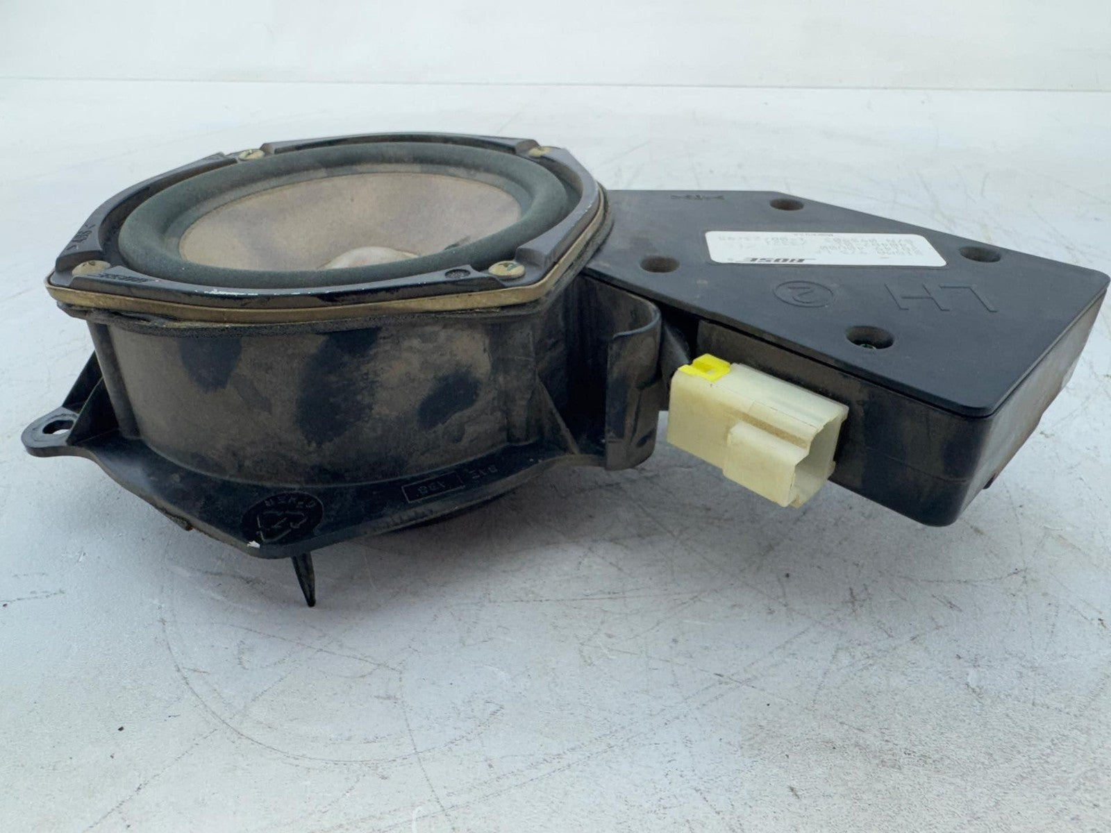 1995 - 1998 NISSAN MAXIMA FRONT LEFT DOOR BOSE SPEAKER OEM