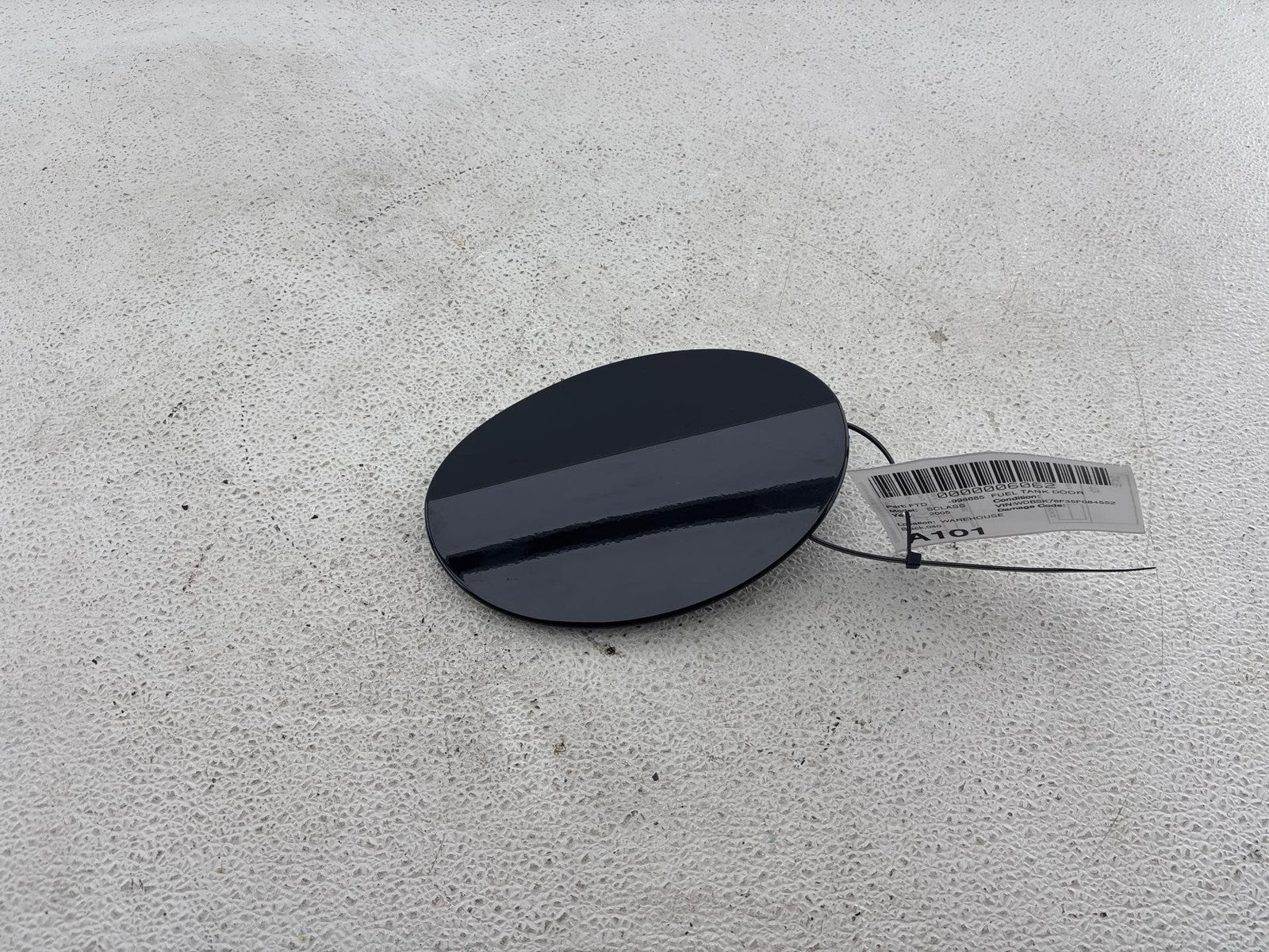 03-12 Mercedes R230 SL600/500/550 Fuel Filler Gas Tank Door Flap Lid OEM