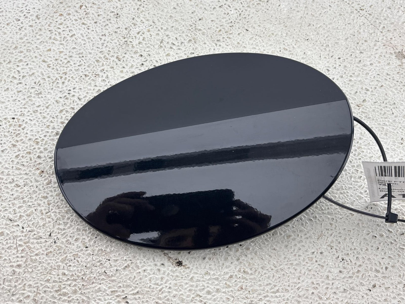 03-12 Mercedes R230 SL600/500/550 Fuel Filler Gas Tank Door Flap Lid OEM