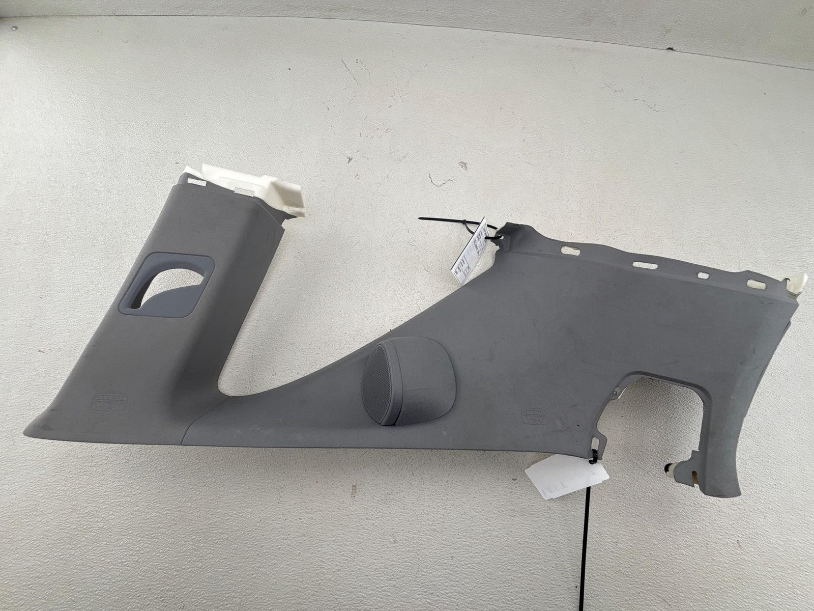 07-13 ACURA MDX REAR QUARTER LEFT SIDE UPPER PILLAR TRIM COVER GARNISH GRAY