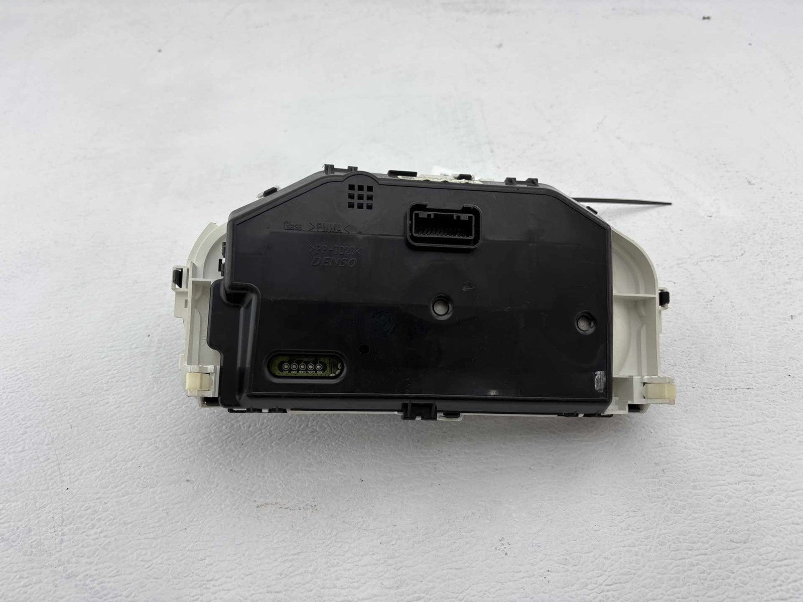 17-20 Mitsubishi Mirage Sedan Instrument Cluster Speedometer OEM 8100C577