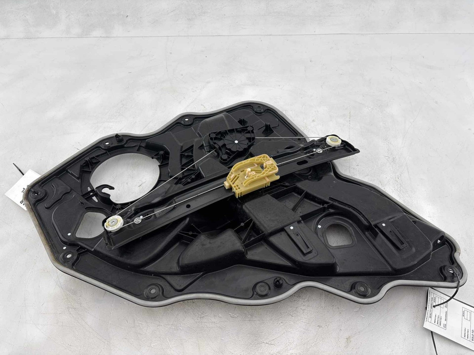 18-25 Alfa Romeo Stelvio Rear Left Door Window Regulator & Motor W/ Carrier OEM