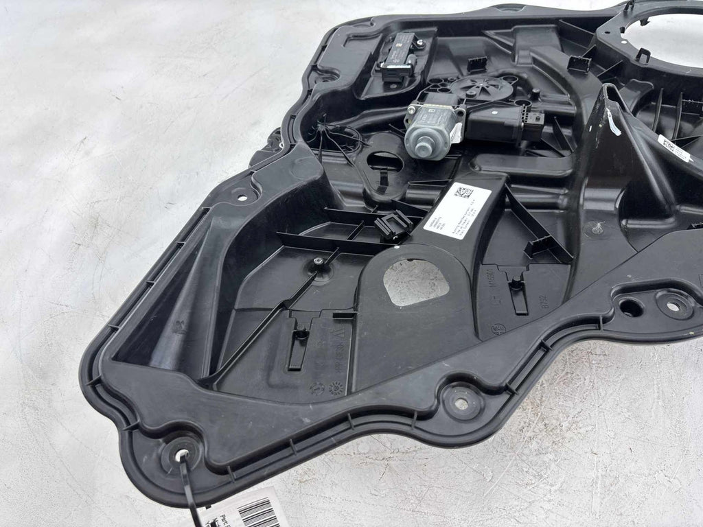 18-25 Alfa Romeo Stelvio Rear Left Door Window Regulator & Motor W/ Carrier OEM