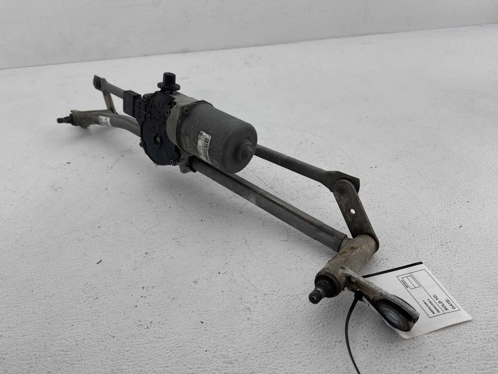 12-17 Chevy Traverse Front Windshield Wiper Motor W/ Transmission Linkage OEM