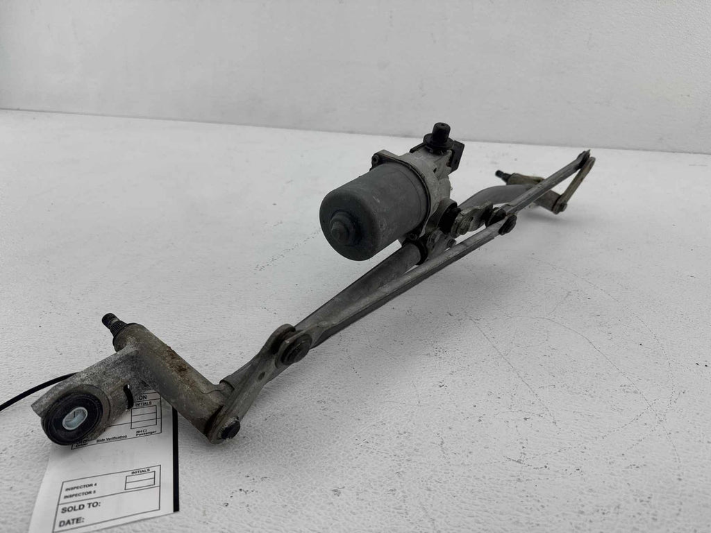 12-17 Chevy Traverse Front Windshield Wiper Motor W/ Transmission Linkage OEM