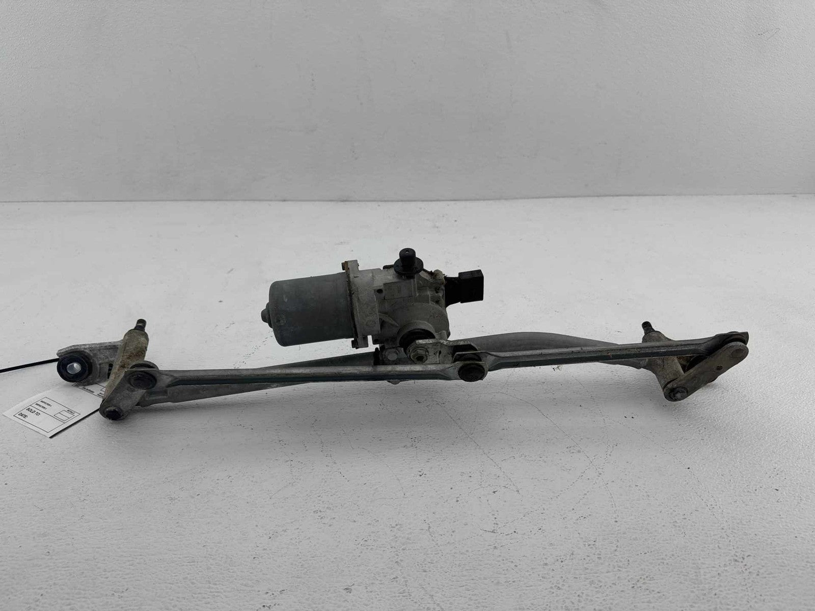 12-17 Chevy Traverse Front Windshield Wiper Motor W/ Transmission Linkage OEM