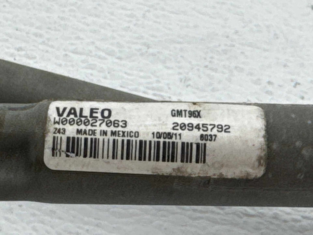 12-17 Chevy Traverse Front Windshield Wiper Motor W/ Transmission Linkage OEM