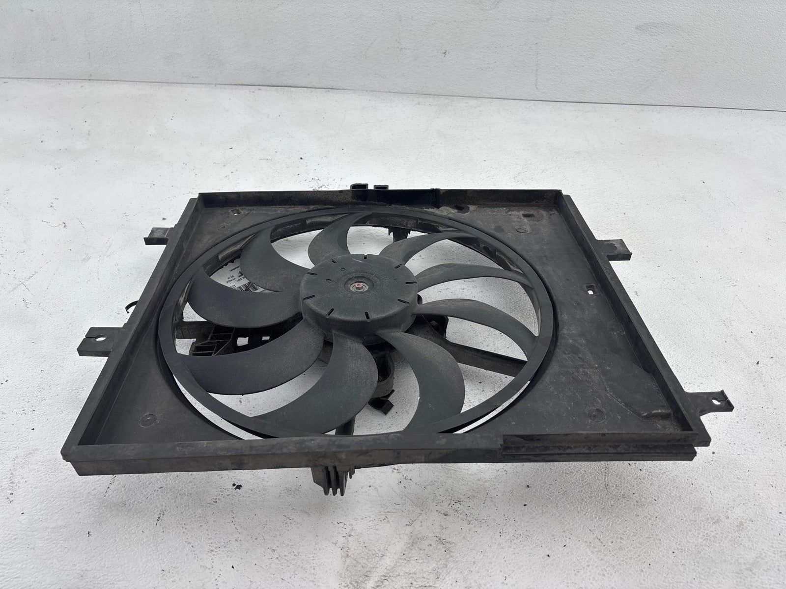 12-19 Nissan Versa Hatchback Radiator Cooling Fan Assembly OEM