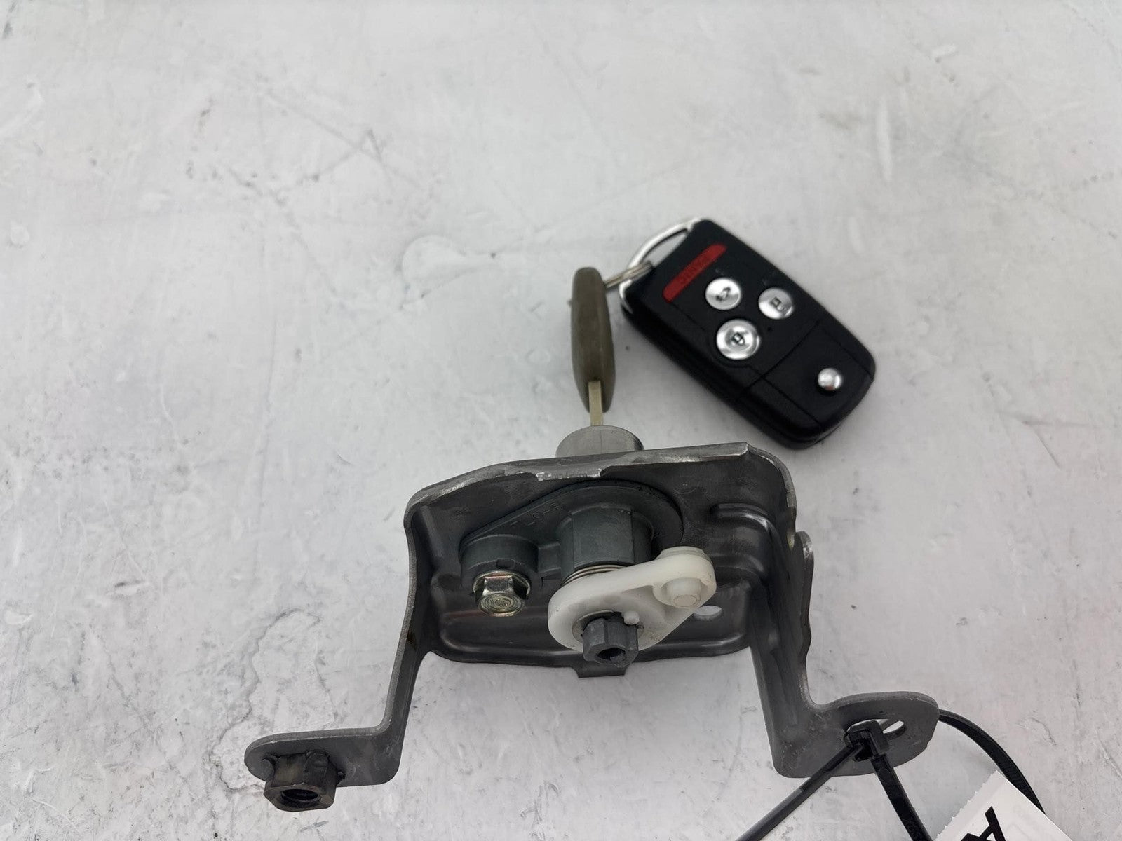 09-14 Acura TSX Trunk Lid Lock Cylinder Latch Actuator w/ Flip Key Remote OEM