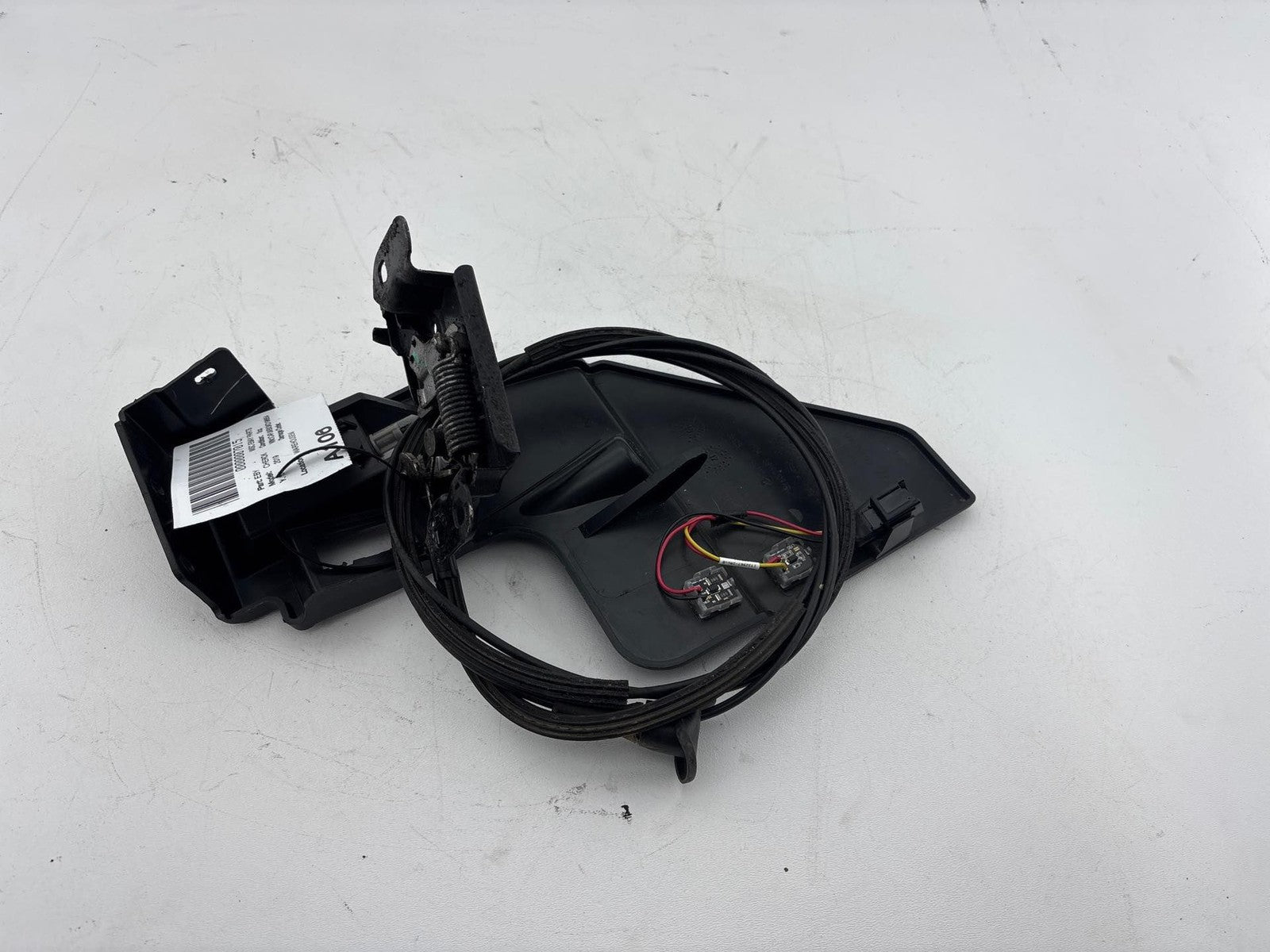 19 Jeep JEEP CHEROKEE Hood Release Cable OEM