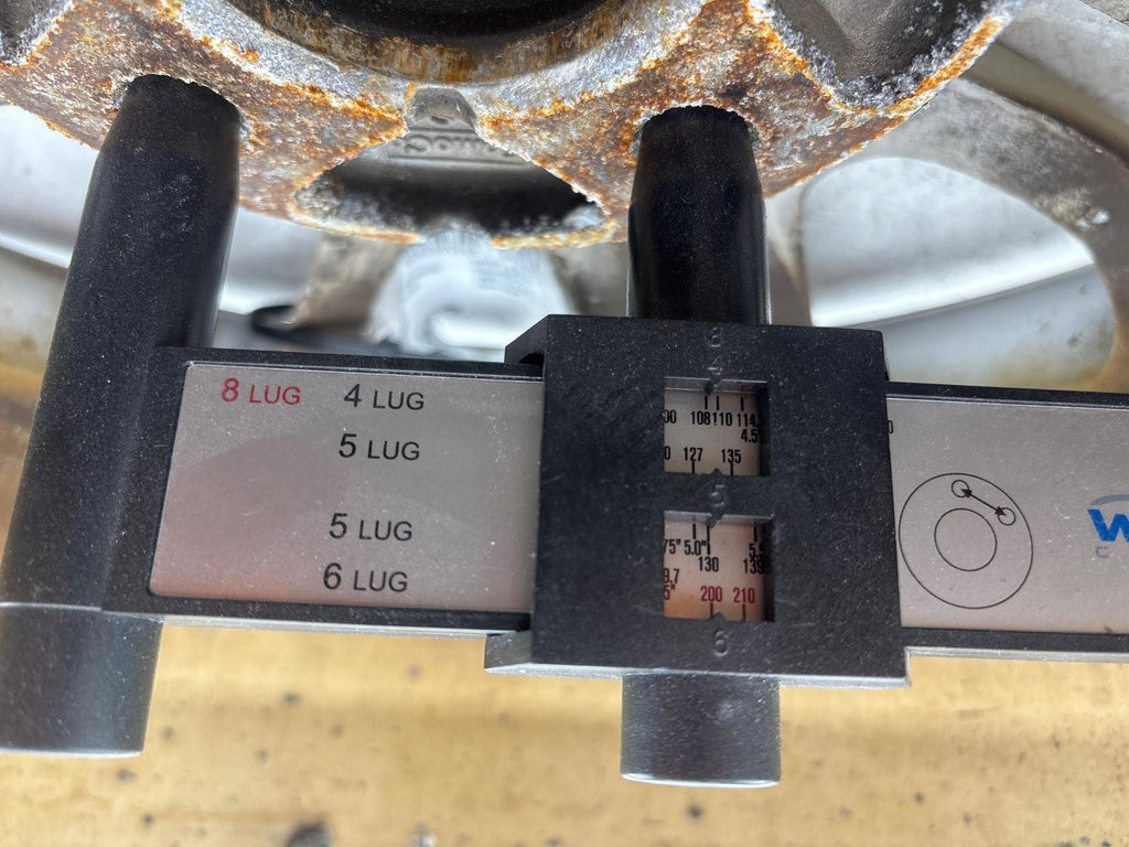 2000-2009 Ford Focus Wheel Rim 15x6 W/Center Cap 16 Spoke OEM