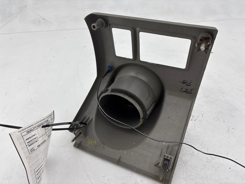 03-05 Hummer H2 Dash Left Side Outer Ac Air Vent Grille & Bezel Trim OEM