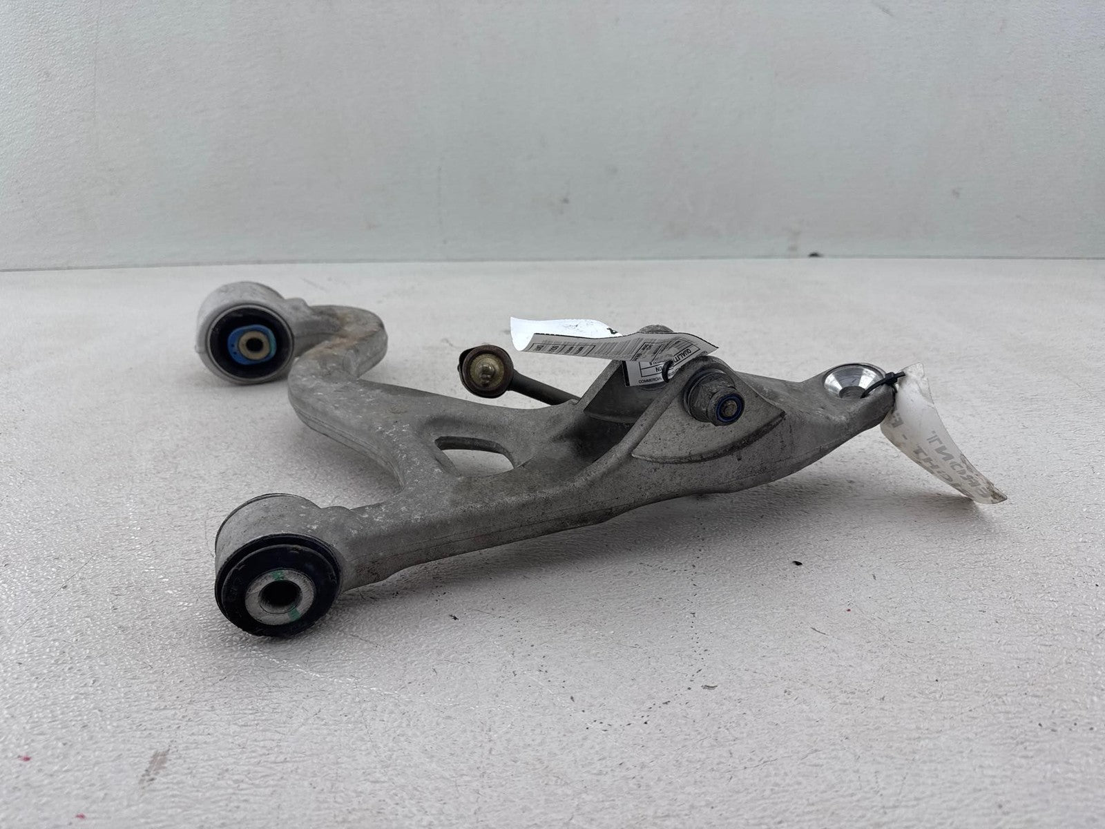 02-03 Ford Thunderbird 3.9L Front Lower Right Side Control Arm OEM 2W6Z-3078A