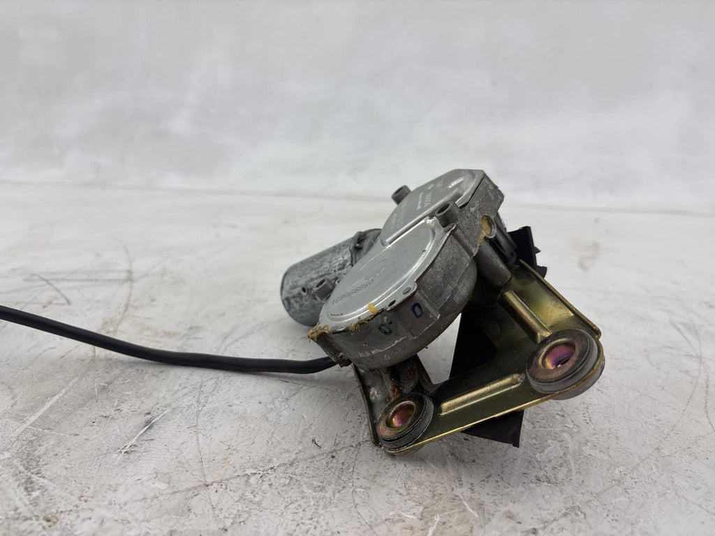 00-01 Saturn SW2 Rear Rear Windshield Wiper Motor Assembly OEM