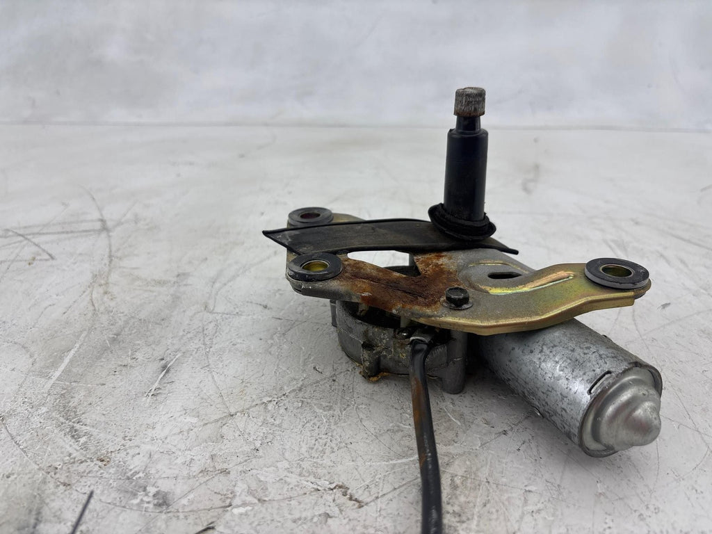 00-01 Saturn SW2 Rear Rear Windshield Wiper Motor Assembly OEM