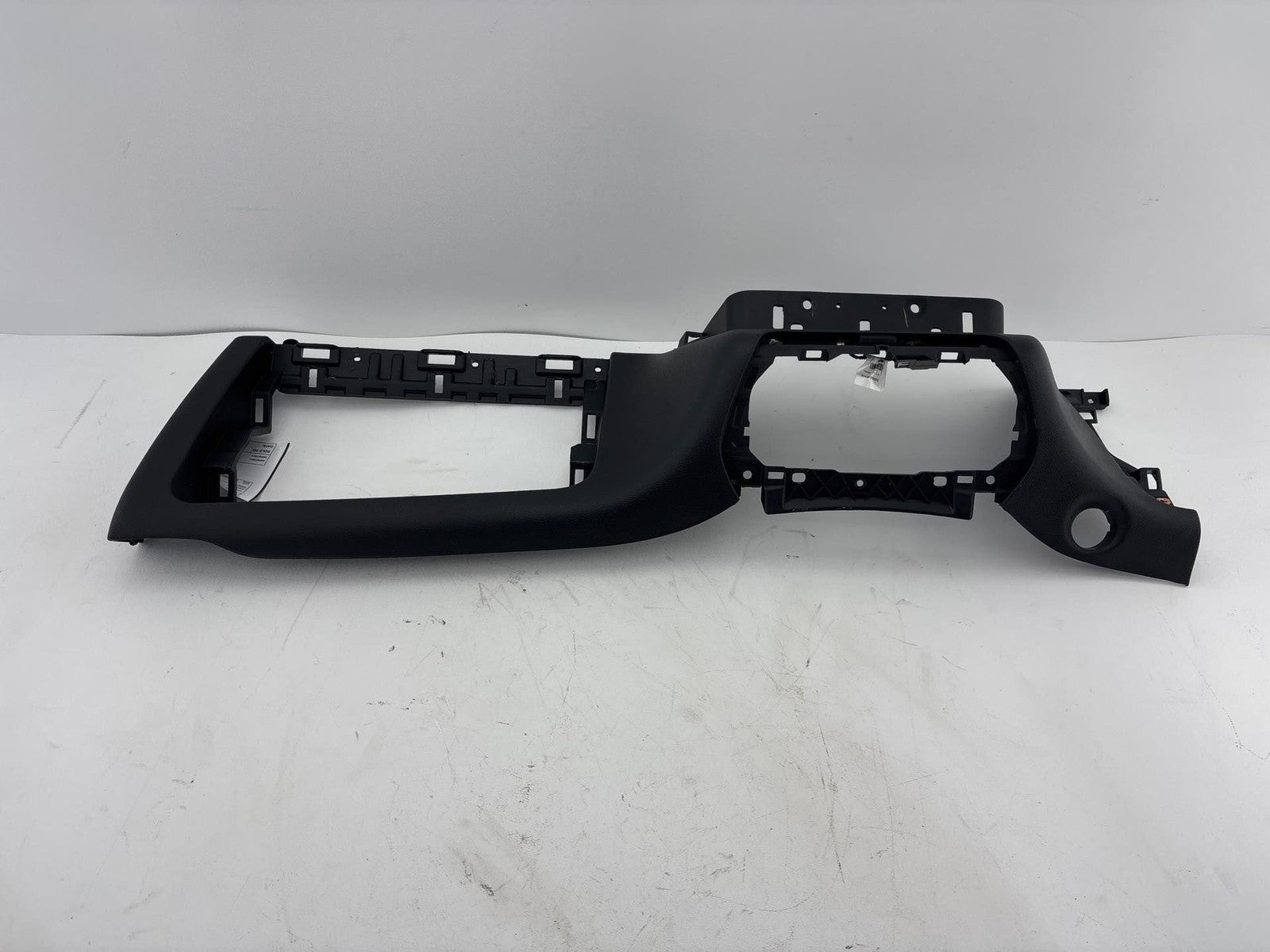 19-23 JEEP CHEROKEE Multi Jet Trim Dash Panel Glovebox Cover 2747131-DX9 OEM