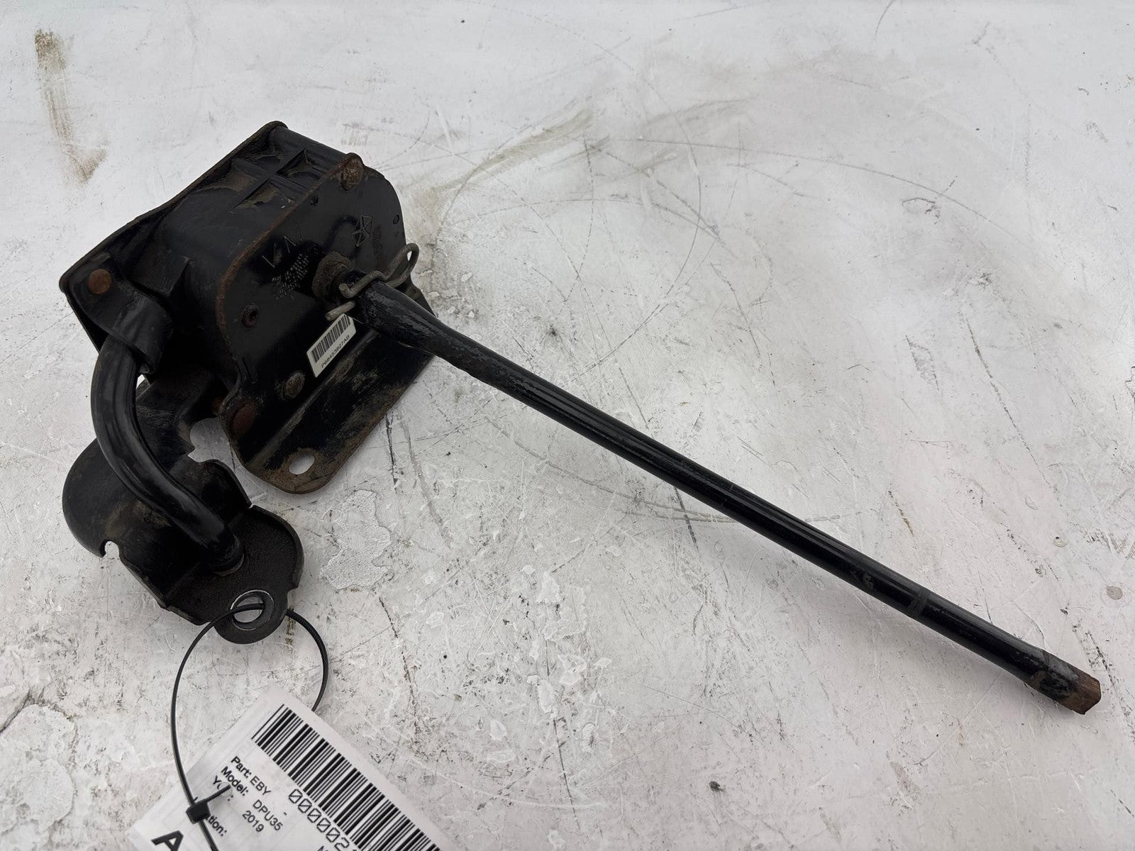19-20 Dodge Ram 3500 Spare Tire Carrier Winch OEM