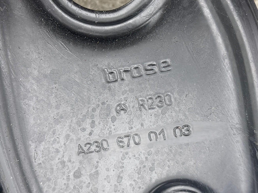 03-11 Mercedes R230 SL600/500 Rear Left Quarter Window Regulator Motor Plate OEM