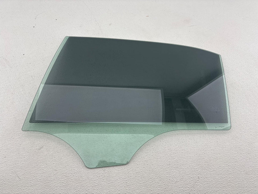 14-16 Mercedes W212 E400 E350 Rear Left Driver Side Door Window Glass OEM