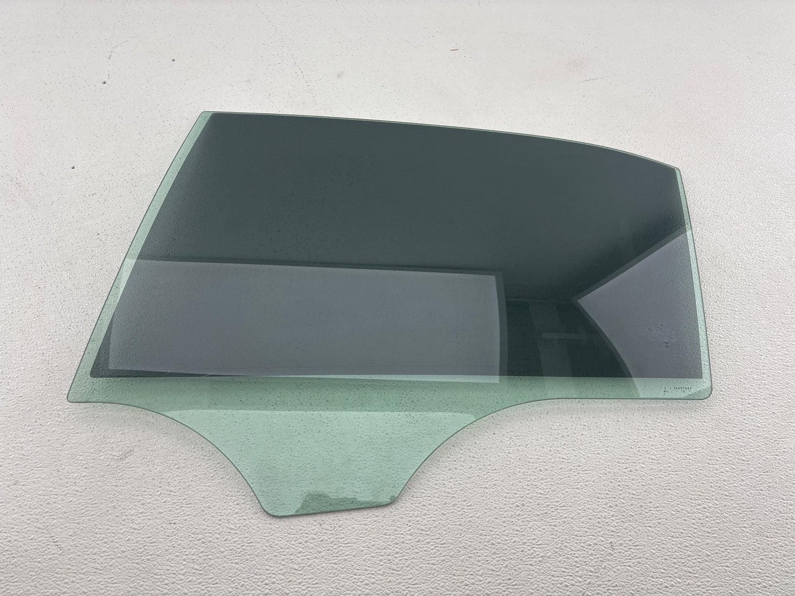 14-16 Mercedes W212 E400 E350 Rear Left Driver Side Door Window Glass OEM