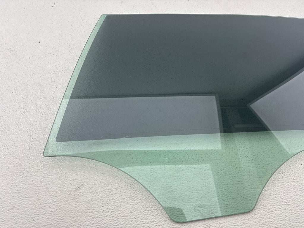 14-16 Mercedes W212 E400 E350 Rear Left Driver Side Door Window Glass OEM