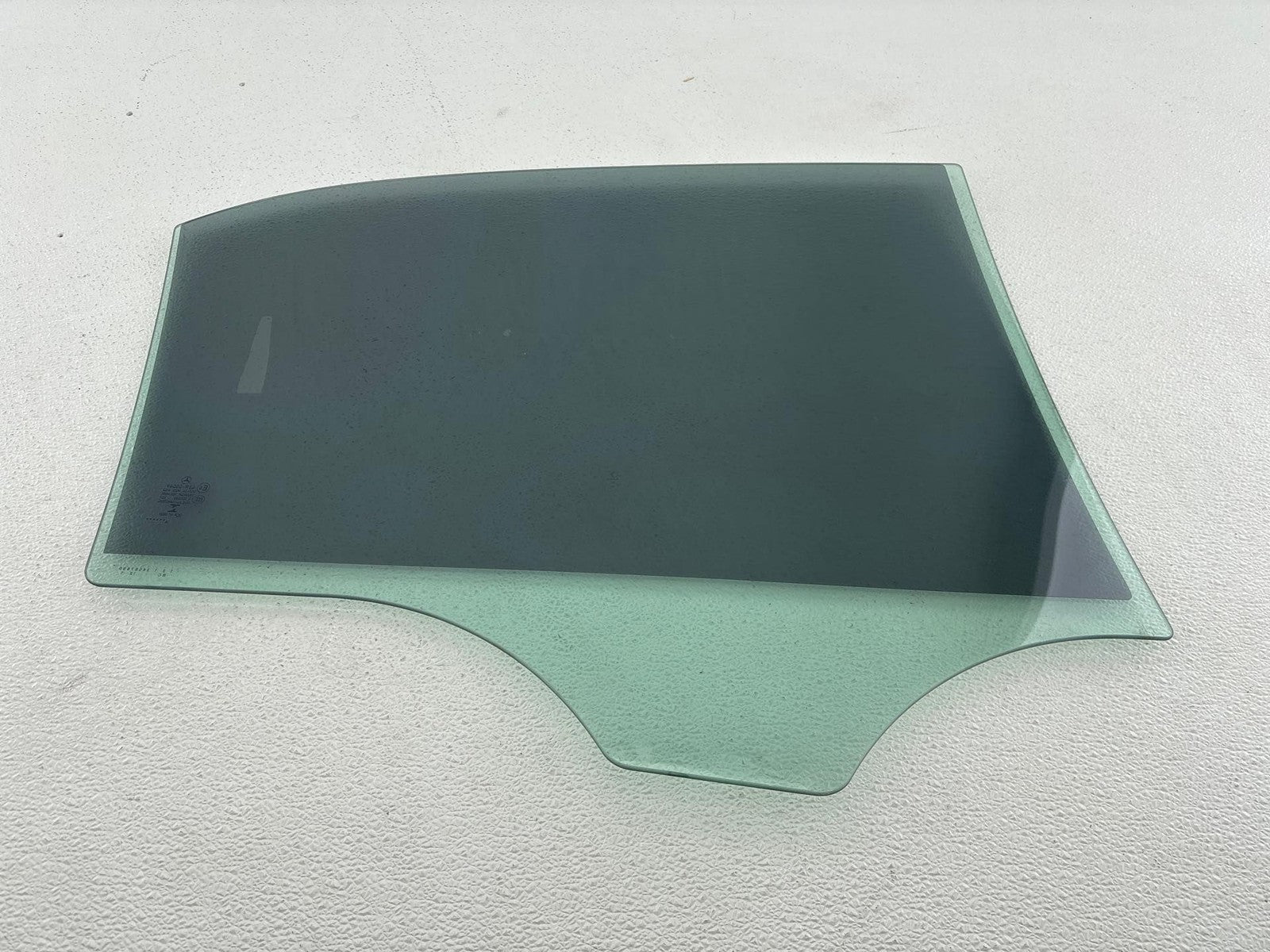 14-16 Mercedes W212 E400 E350 Rear Left Driver Side Door Window Glass OEM