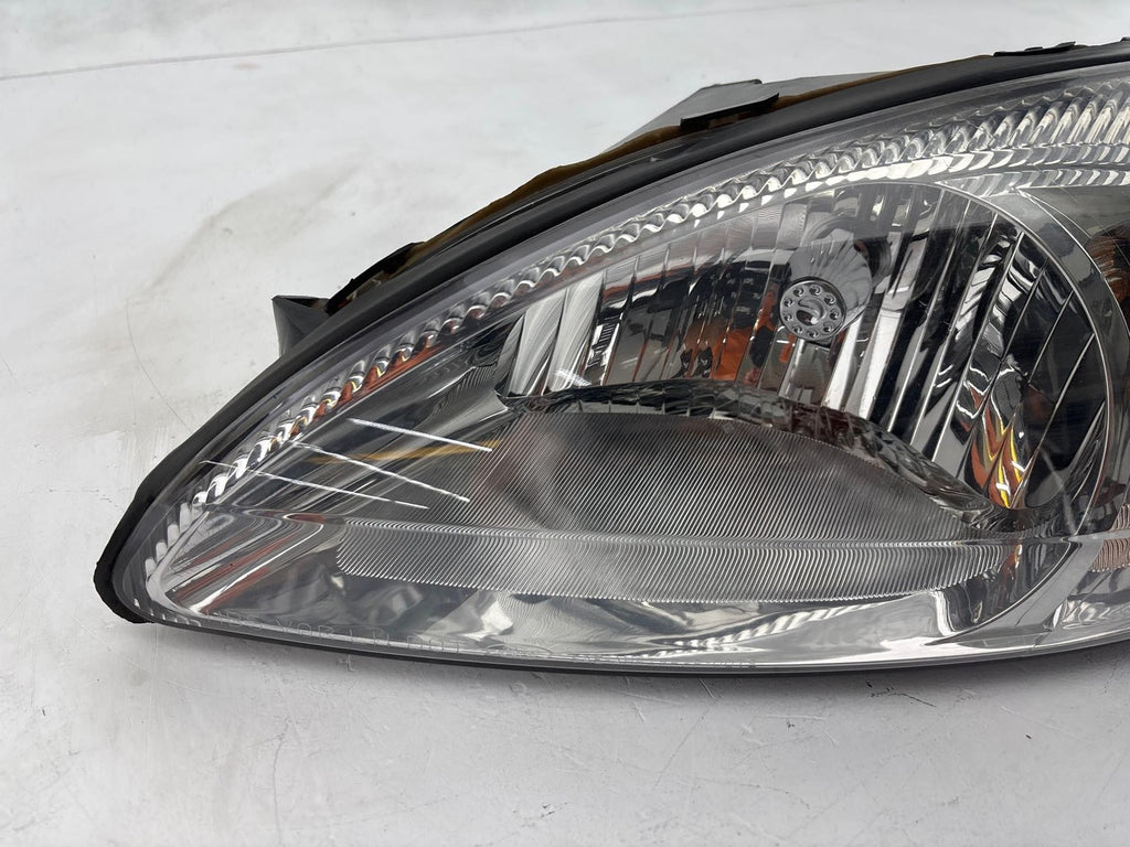2000-2007 Ford Taurus Front Left Headlight Assembly OEM