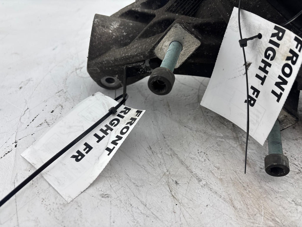 1997-2004 Porsche Boxster 986 Front Right Spindle Knuckle Hub OEM